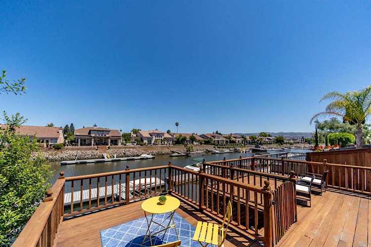 42 Sea Breeze Court Napa, CA 94559