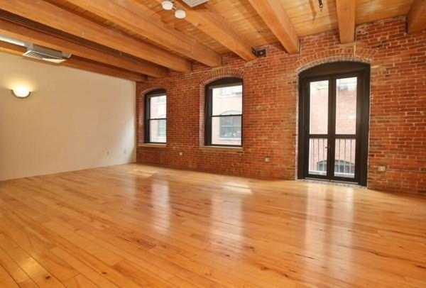 21 Wormwood St #323 Boston, MA 02210