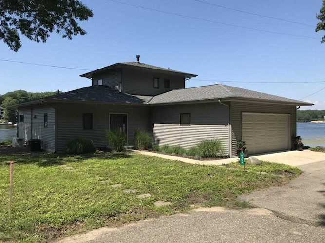 6344 Silver Lake Dr Saugatuck, MI 49453