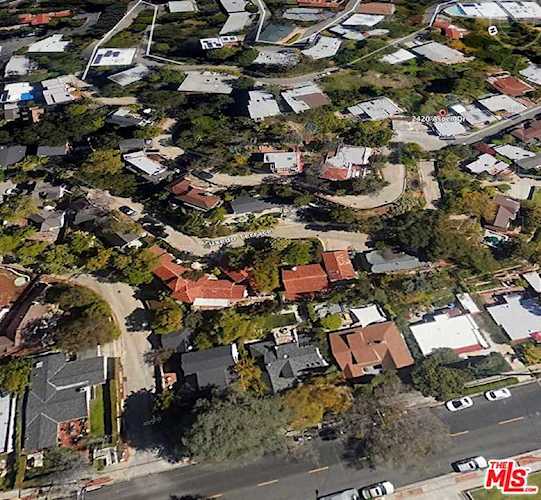 2420 Aspen Drive Los Angeles, CA 90068