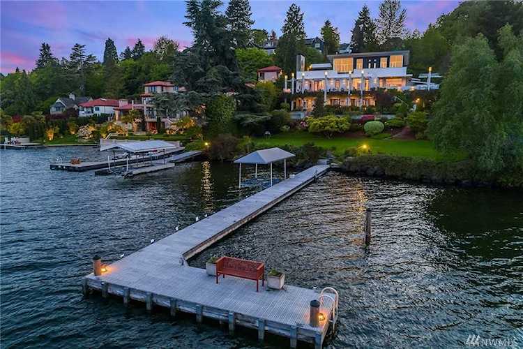 1634 Lake Washington Blvd Seattle, WA 98122