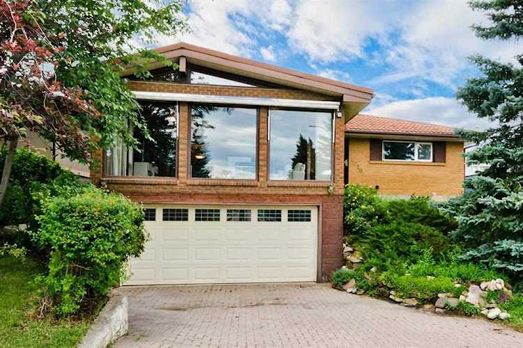 1216 Ninga Rd NW Calgary, AB T2P 2K1