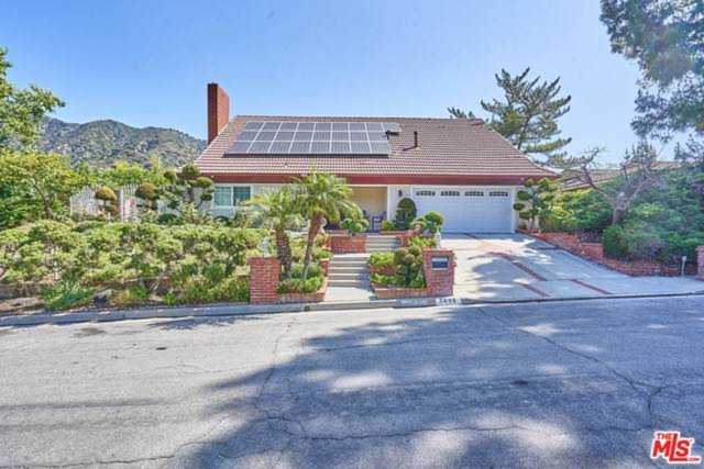 5690 Bramblewood Road La Canada Flintridge, CA 91011