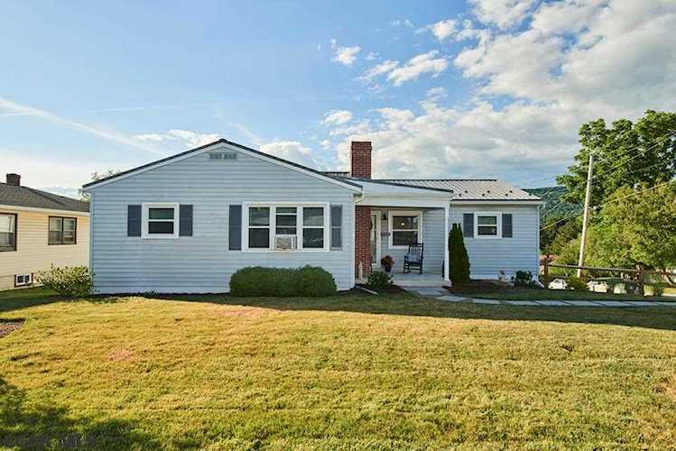 555 High Street E Bellefonte, PA 16823 | home for sale | KBB Photo 1