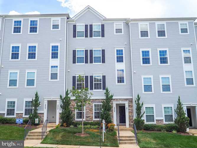 2909 Gilder Way Dumfries, VA 22026