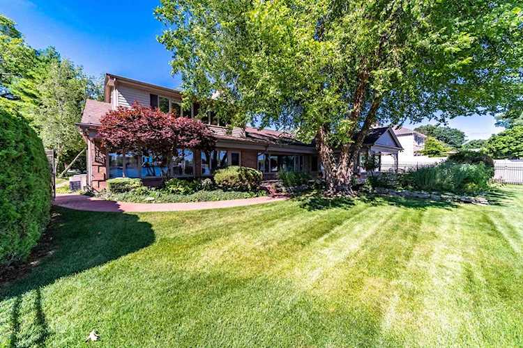 2819 Greenleaf Boulevard Elkhart, IN 46514