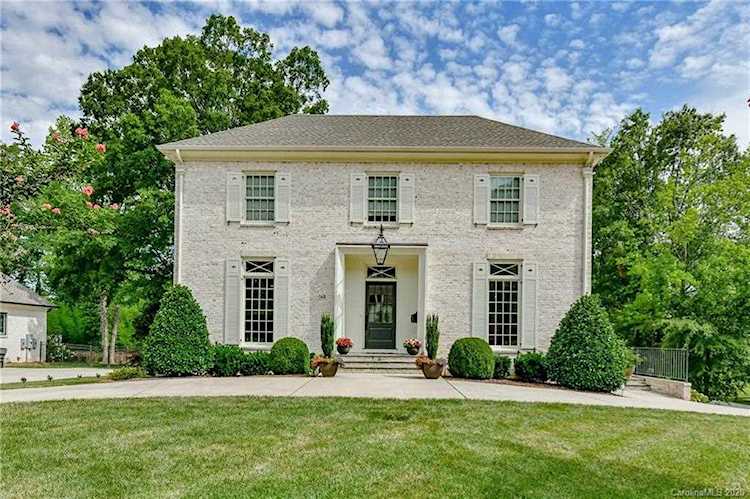 145 N Canterbury Rd Charlotte, NC 28211
