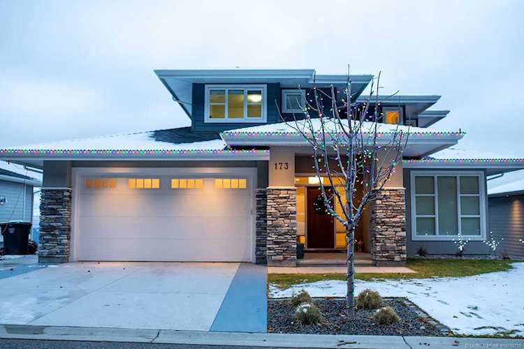 173 Red Rock Court Kelowna, BC V1V3A3