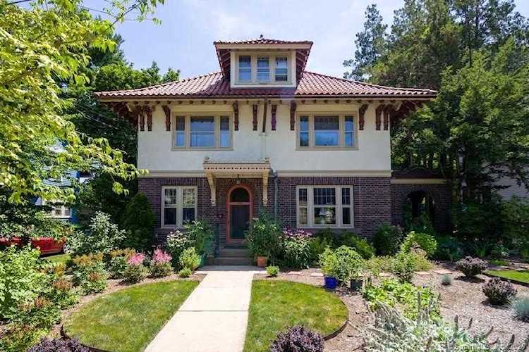 160 Kenyon Street Hartford, CT 06105