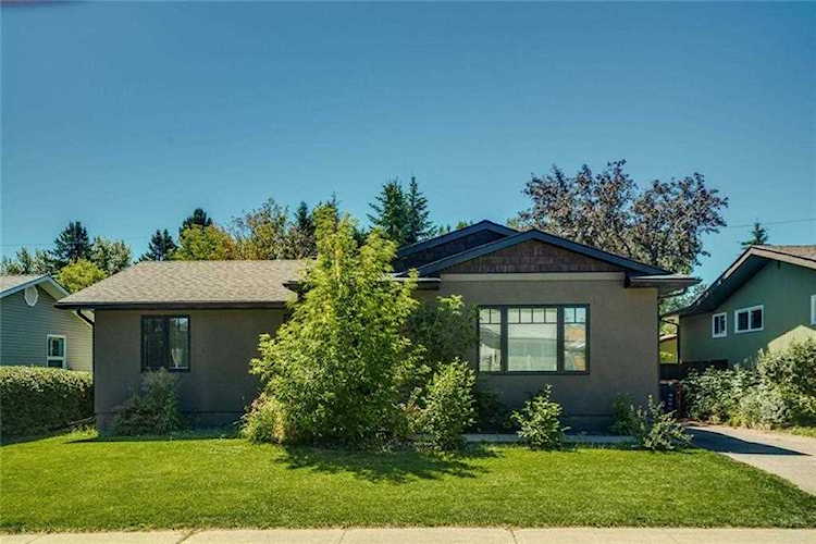 5307 Grove Hill Rd SWCalgary Real EstateGlendale. Homes for SaleA1014336