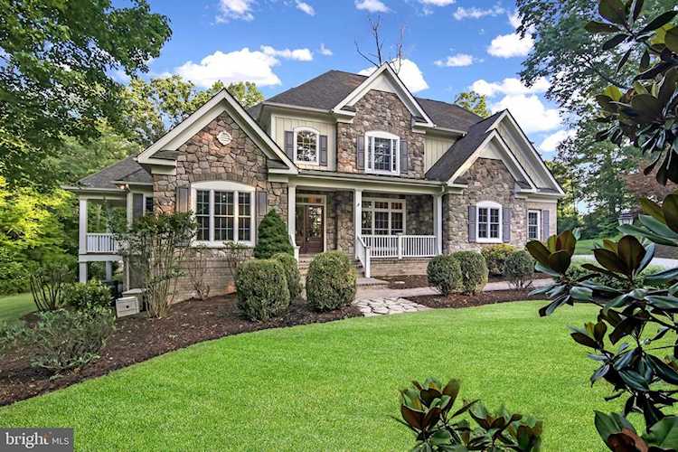 16033 Hampton Rd Hamilton, VA 20158