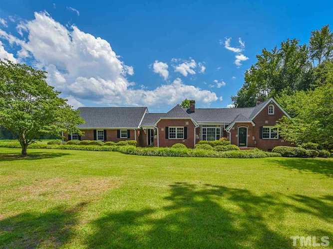 13837 Nc 97 Highway Zebulon, NC 27597