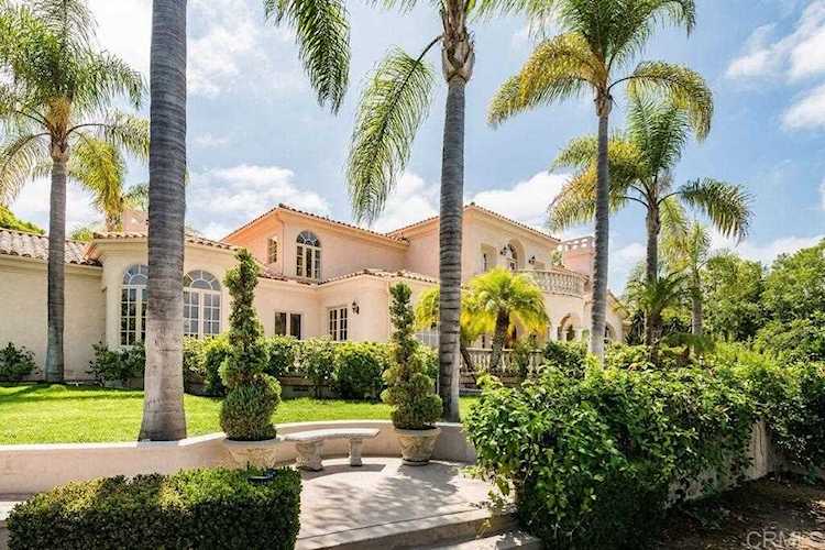 18136 Via Ascenso Rancho Santa Fe, CA 92067