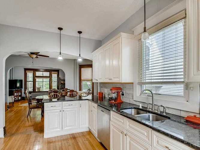 2134 Marshall Ave Saint Paul, MN 55104