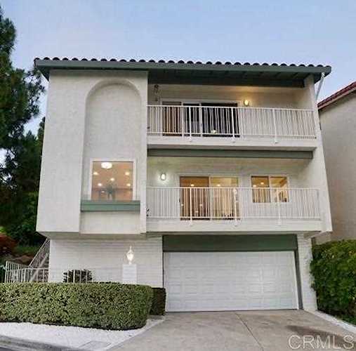 5957 Caminito De La Taza San Diego, CA 92120