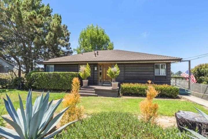 1660 Burgundy Rd. Encinitas, CA 92024