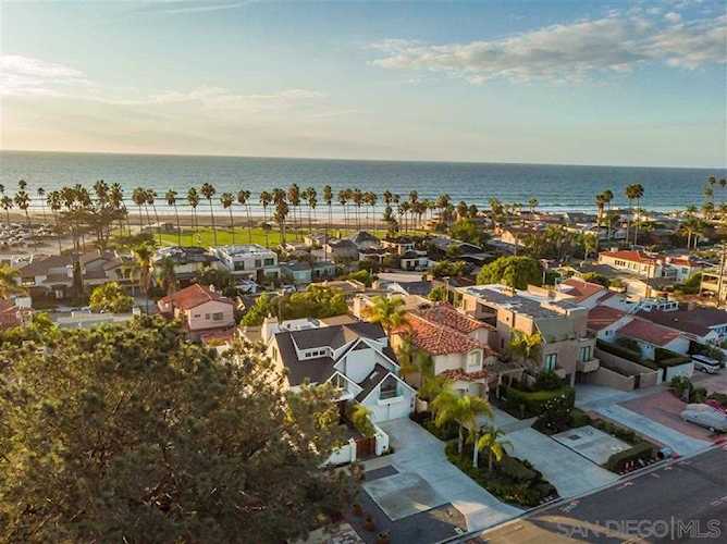 8352 La Jolla Shores Dr La Jolla, CA 92037