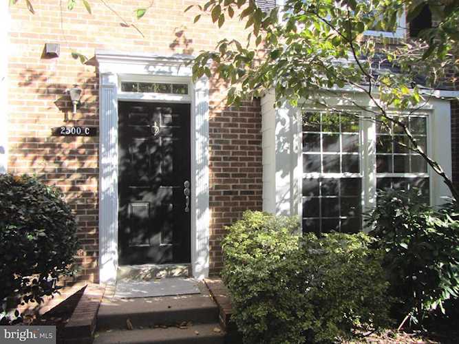 2500C Arlington Mill Dr #3C Arlington, VA 22206 | MLS ® VAAR165680 Photo 1