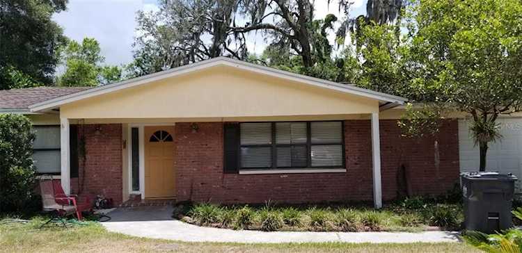 813 Bryan Rd Brandon, FL 33511