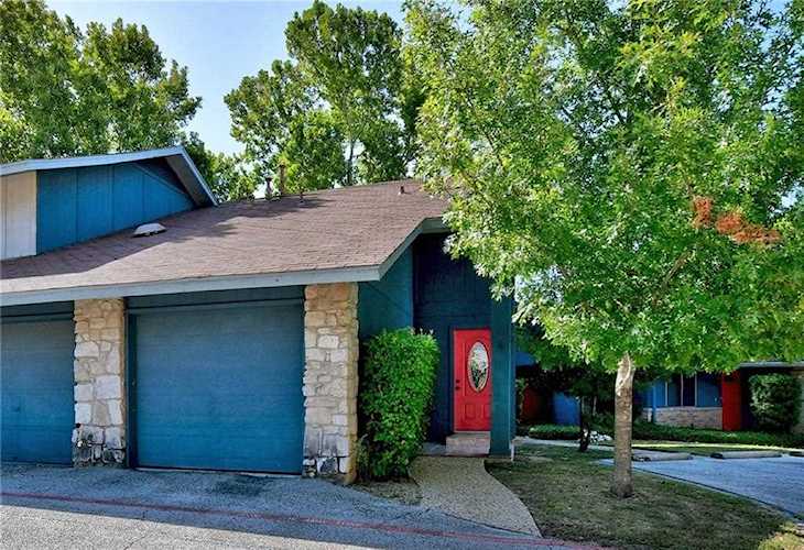 5915 Little Creek Trl Austin, TX 78744