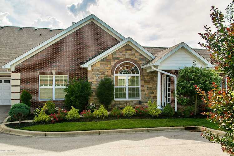 4524 Ivy Crest Cir Louisville, KY 40241