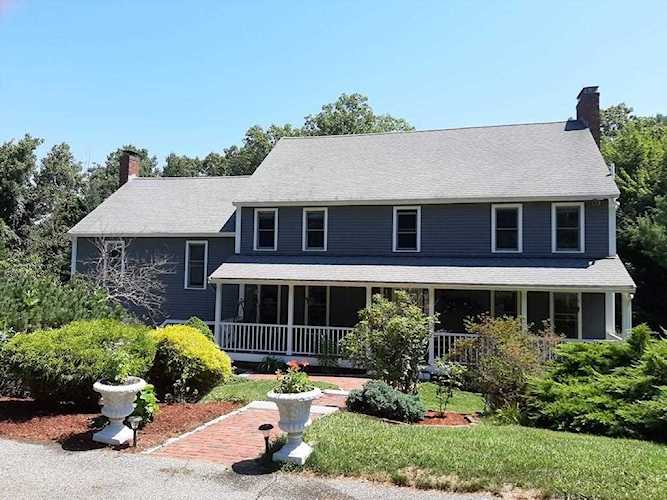88 Wesson Ter Northborough, MA 01532