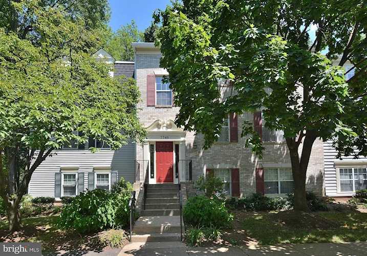 7748 New Providence Dr #87 Falls Church, VA 22042