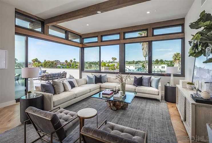 2677 State Street #301 Carlsbad, CA 92008