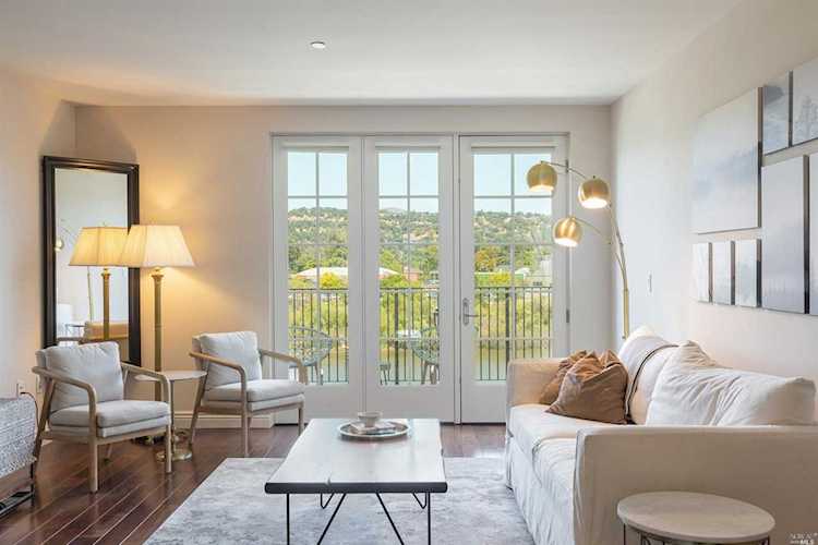 588 Main Street Napa, CA 94559