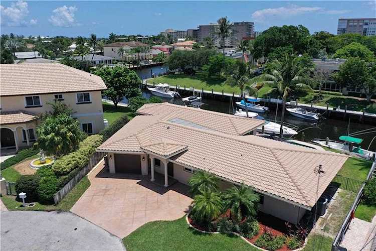 4940 NE 29th Ave Lighthouse Point, FL 33064