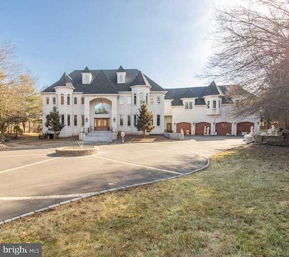 832 Paradise Dr Ambler, PA 19002