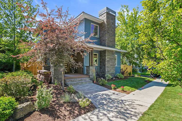 1665 NW Awbrey Rd Bend, OR 97703