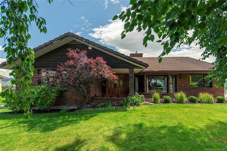 2285 Bridgeview Road West Kelowna, BC V1Z1C4