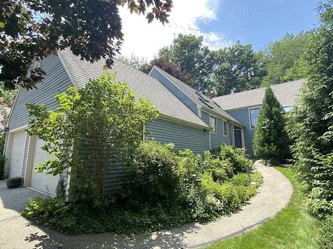 100 Pond St #82 Cohasset, MA 02025