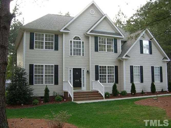 406 W Franklin Street Zebulon, NC 27597