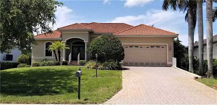 208 Arlington Dr Placida, FL 33946