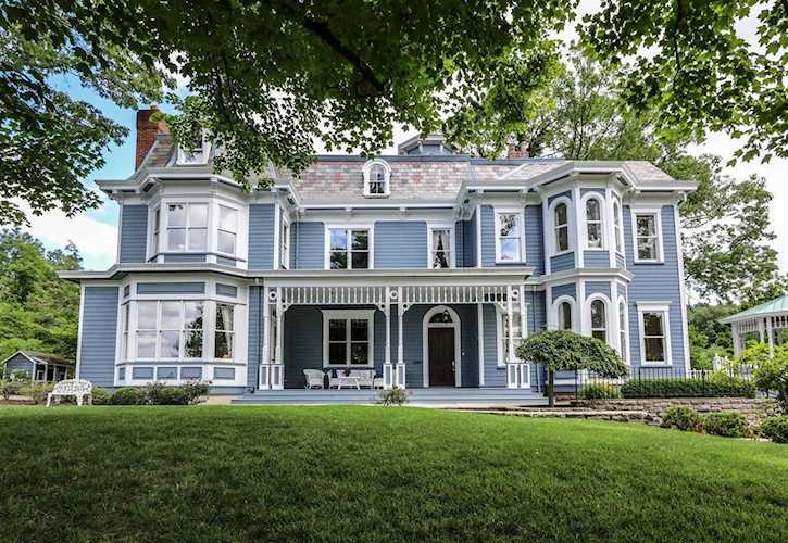 1885 William Howard Taft Road Cincinnati, OH 45206