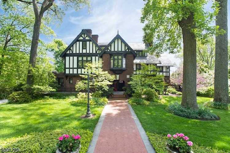 57 Undercliff Rd Montclair Twp., NJ 07042