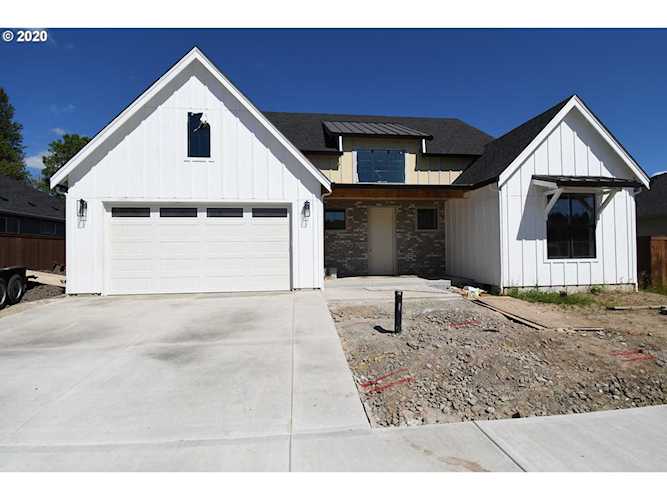 4105 SE 19th Ave Brush Prairie, WA 98606