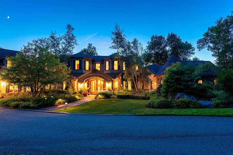 133 Gilcrist Rd Stowe, VT 05672
