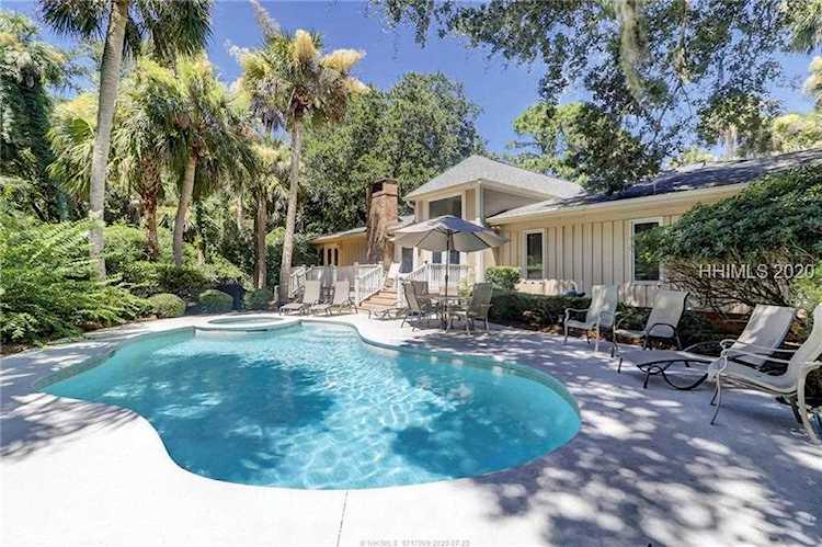 19 Sea Ln Hilton Head Island, SC 29928