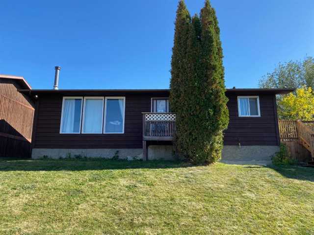 5356 39 Street Crescent Innisfail, AB T4G 1G1