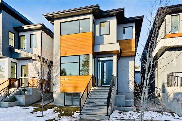 2210 31 Ave SW Calgary, AB T2T 1T6