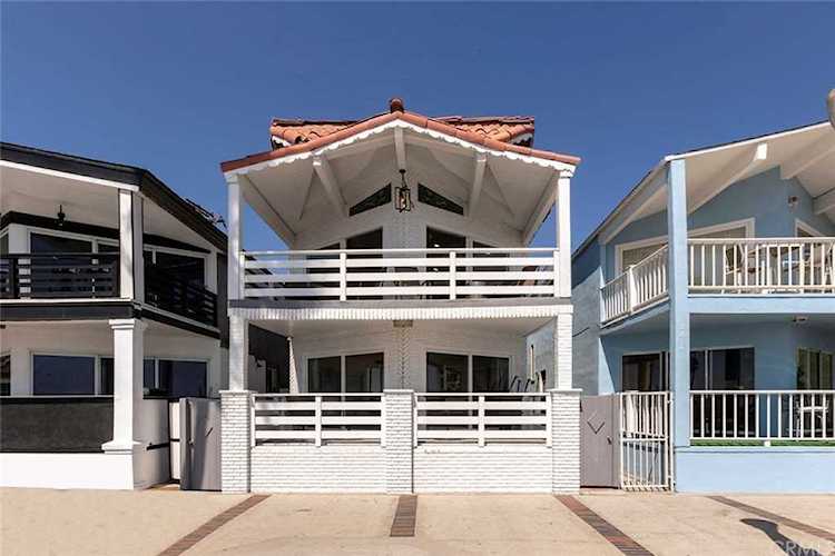 2212 W Oceanfront Newport Beach, CA 92663
