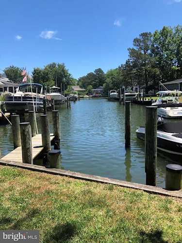 26 Carriage Ln Ocean Pines, MD 21811