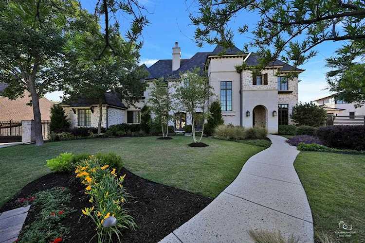 1320 Fanning Street Southlake, TX 76092