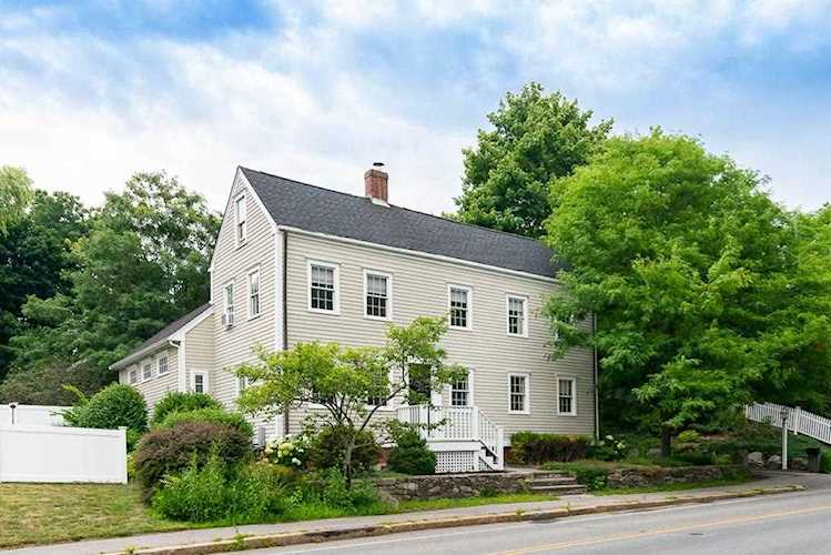 16 Low Street Newburyport, MA 01950