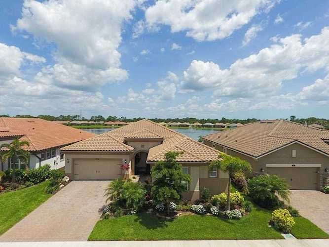 11639 Tapestry Ln Venice, FL 34293