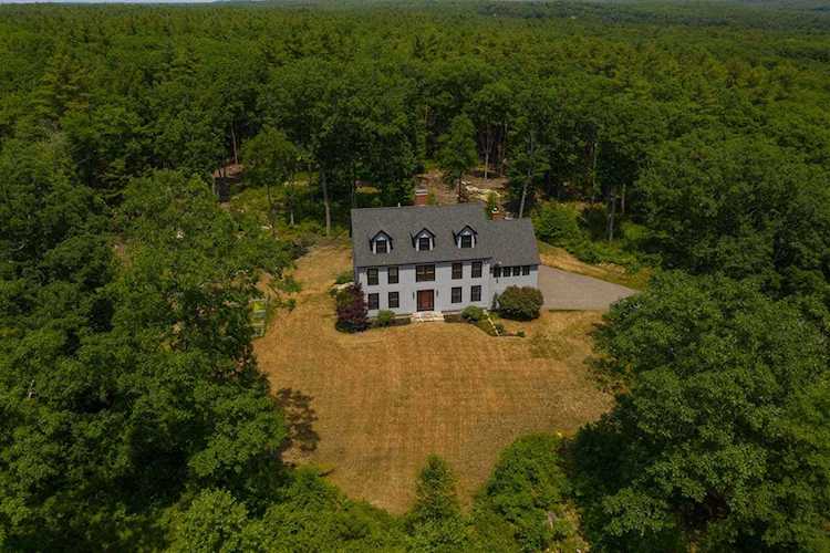 3 Bhoireann Ln York, ME 03909