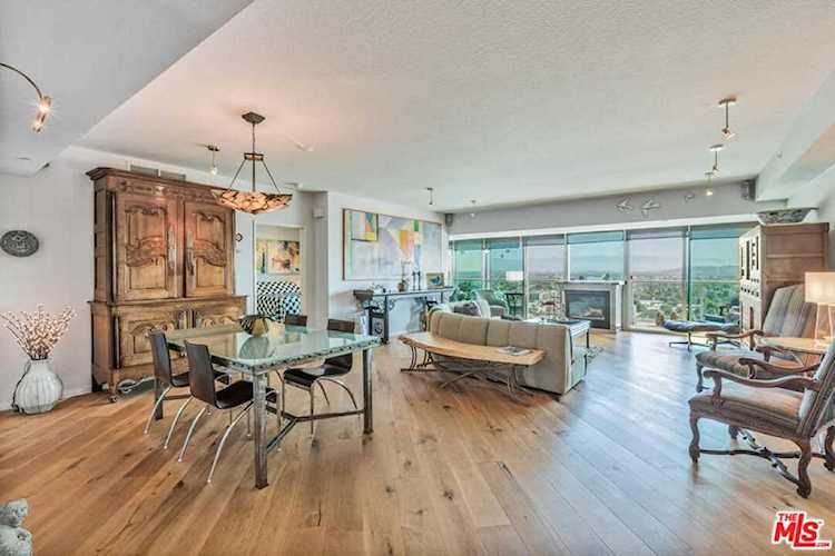 13600 Marina Pointe Drive #1905 Marina Del Rey, CA 90292